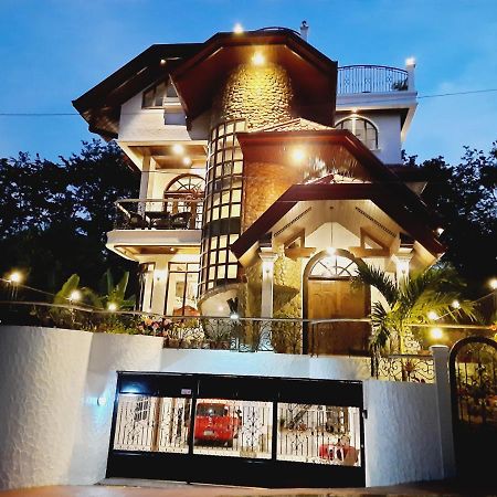 El Castillo Bed And Breakfast Angono Exterior foto