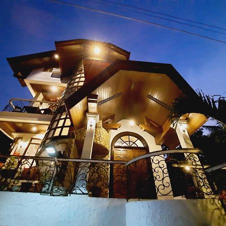 El Castillo Bed And Breakfast Angono Exterior foto