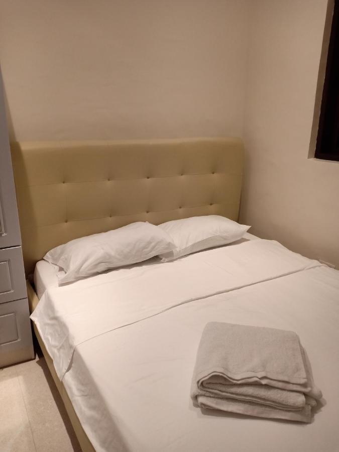 El Castillo Bed And Breakfast Angono Exterior foto
