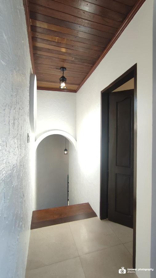 El Castillo Bed And Breakfast Angono Exterior foto