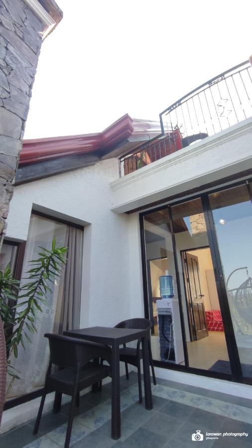 El Castillo Bed And Breakfast Angono Exterior foto